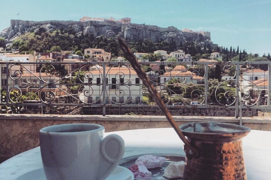 7 παλιά καφενεία της Αθήνας που φτιάχνουν καφέ με μεράκι