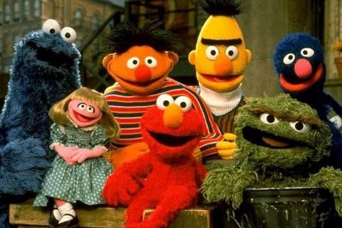 Το Sesame Street έγινε πορνό! 