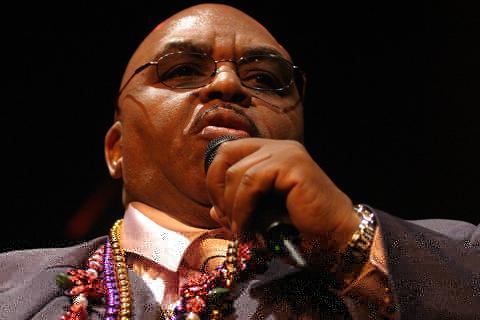 Αυλαία για το ``βασιλιά της soul`` Solomon Burke .