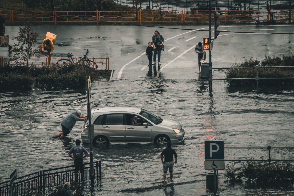 Κακοκαιρία στην Κρήτη: Χωρίς νερό 2.500 κάτοικοι στον Μυλοπόταμο, 30 εκτός σπιτιών στα Ζωνιανά