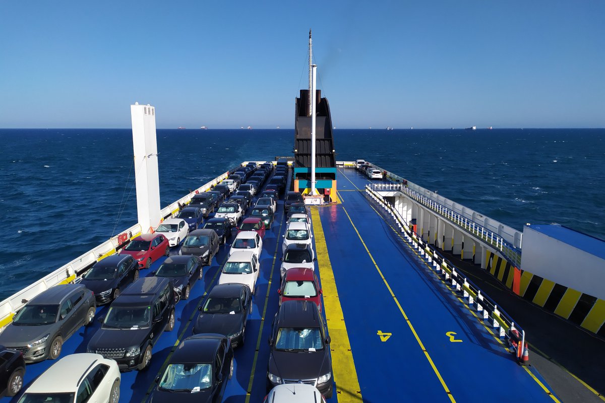 Τι καλύπτει η ασφάλιση σε περίπτωση ζημιάς αυτοκινήτου στο πλοίο