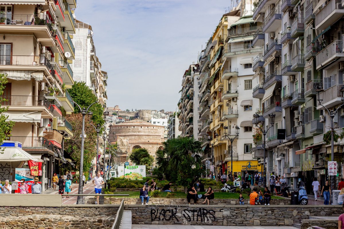 Στη ΔΕΘ έρχονται 14 μέτρα για τα ακίνητα: Από φθηνότερα δάνεια μέχρι κίνητρα σε ιδιοκτήτες