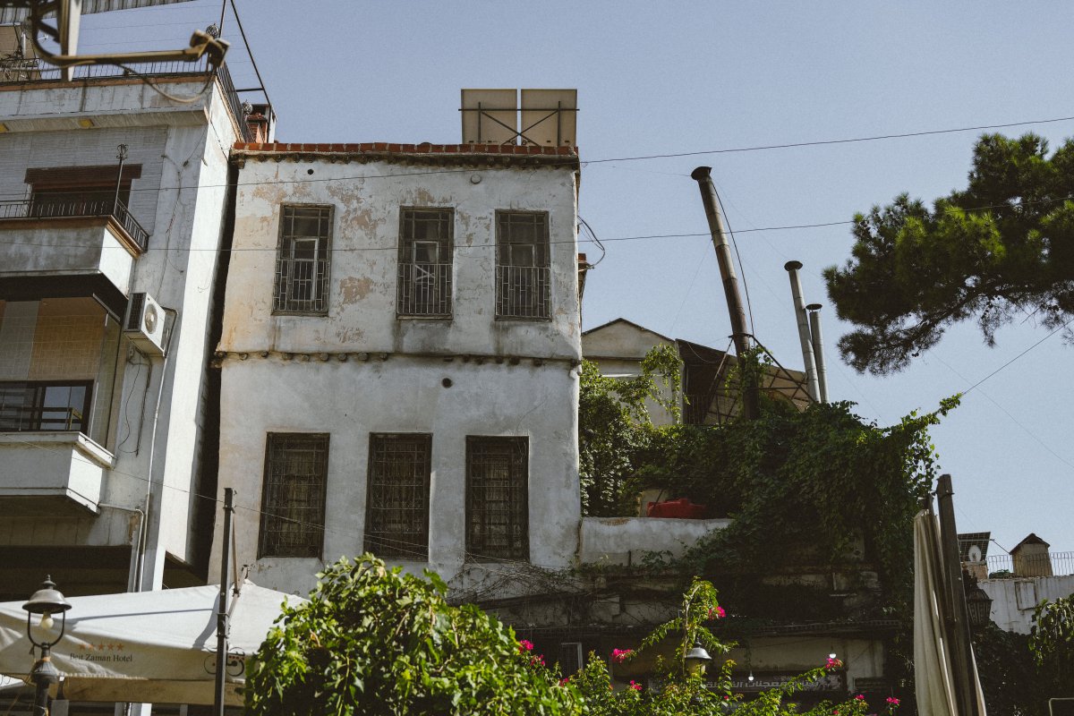 Κατοικίες έως 100.000€: Σε ποιες περιοχές υπάρχουν και τι παραχωρήσεις πρέπει να κάνετε