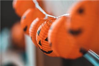 Θρησκευτικό κήρυγμα κατά του Halloween σε δημοτικό; Η καταγγελία που προκαλεί αντιδράσεις