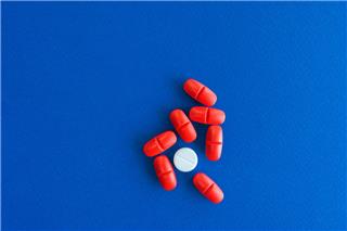 LSD: Μία δόση μειώνει αισθητά το άγχος ‑ Έγκριση από FDA πιθανή έως το 2027