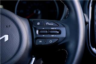 Cruise Control: Το επικίνδυνο λάθος που κάνουν οι περισσότεροι οδηγοί -Τι να προσέχετε