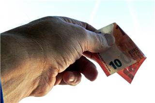 Επίδομα θέρμανσης: Αυξάνονται τα ποσά έως 20% ‑ Η νέα κλίμακα και τα κριτήρια