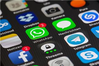 Όριο ηλικίας στα social media τα 15 έτη - Πώς θα γίνεται ο έλεγχος από το 2027