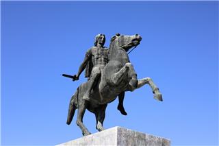 Προκλητικός αλυτρωτισμός στα σχολικά βιβλία - Τι λένε για τον Μέγα Αλέξανδρο