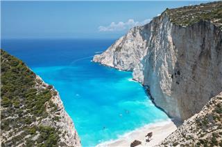 Ποια ελληνική παραλία είναι η πιο φωτογραφημένη στον κόσμο και γιατί όλοι θέλουν να τη δουν