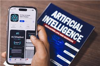 Η Apple μηνύει γνωστή εταιρεία τεχνητής νοημοσύνης - τι κατηγορεί τους πρώην υπαλλήλους της