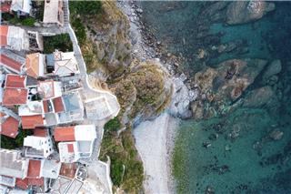 Μυτιλήνη: Έξι νεκροί, ανάμεσά τους βρέφος, σε σύγκρουση ταχύπλοου με σκάφος του Λιμενικού