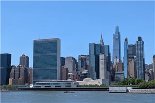 Συναγερμός στη Νέα Υόρκη: Ύποπτο πακέτο κοντά στον ΟΗΕ κινητοποιεί NYPD και Secret Service
