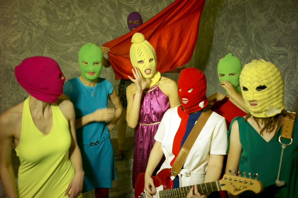 Pussy Riot: Πρώην μέλος τους ήταν κατάσκοπος του Πούτιν επί τρία χρόνια