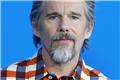Ethan Hawke στη Drew Barrymore: «Δεν έχουμε βγει ποτέ ραντεβού» ‑ Η απάντησή της on air