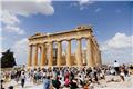 Ποιοι τουρίστες αφήνουν τα περισσότερα χρήματα στην Ελλάδα – Οι «πρωταθλητές» των διακοπών