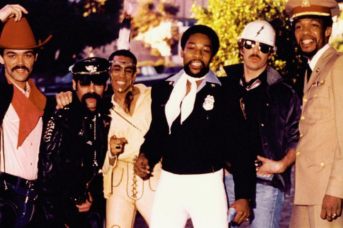 Πέθανε ο τραγουδιστής των «Village People» Βίκτορ Γουίλις, σε ηλικία 75 ετών