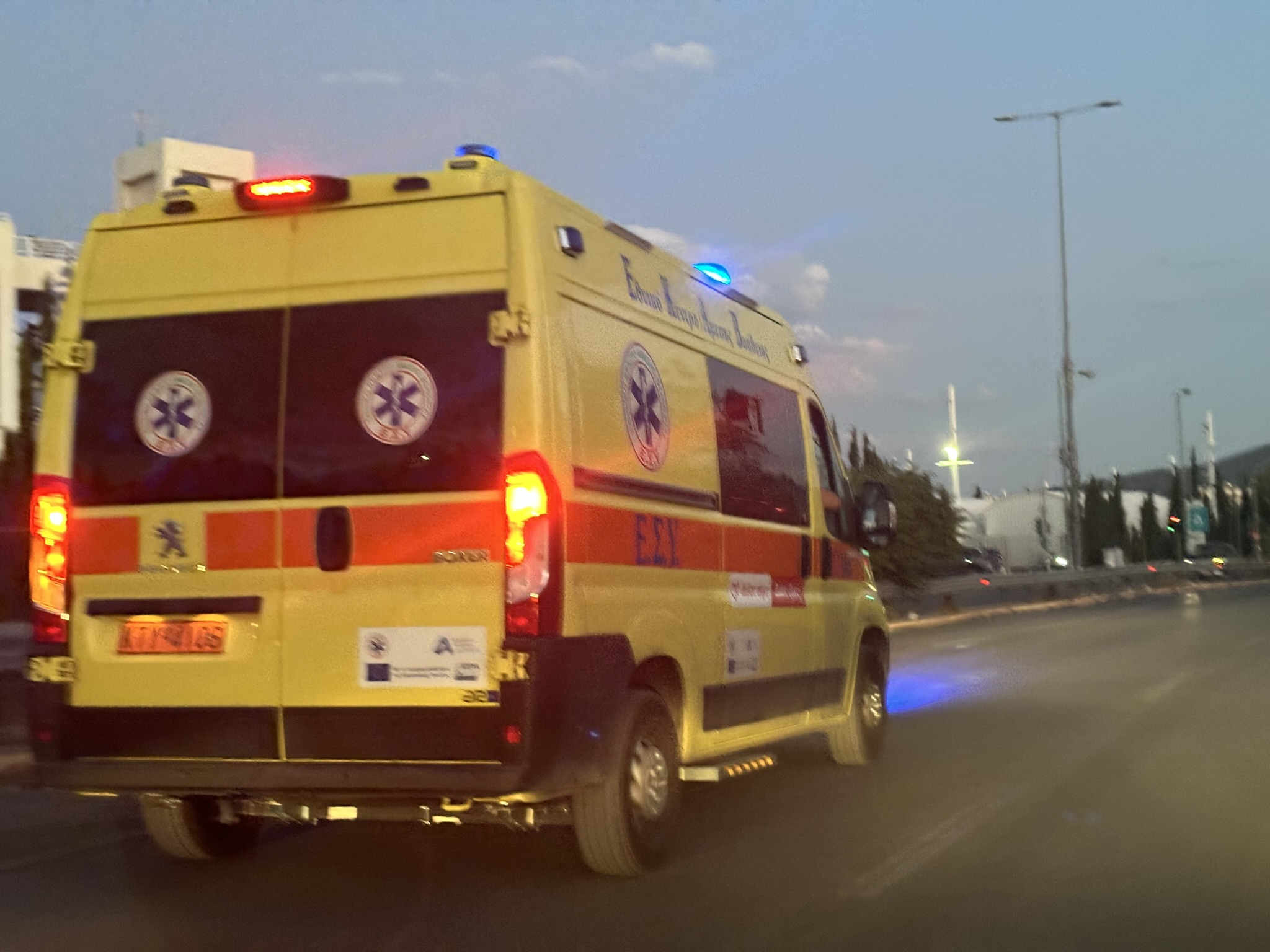 Κέρκυρα: Τουρίστρια ανασύρθηκε νεκρή από τη θάλασσα στο Καμινάκι