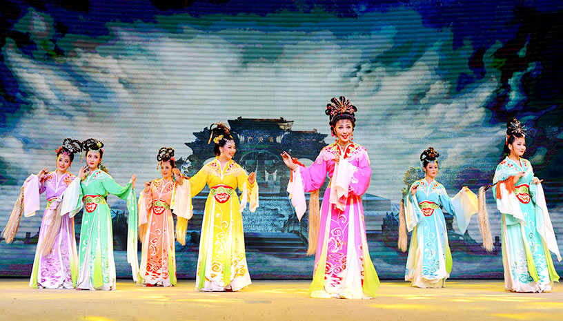 Goddess Marriage, από την Anhui Huangmei Opera Theater
